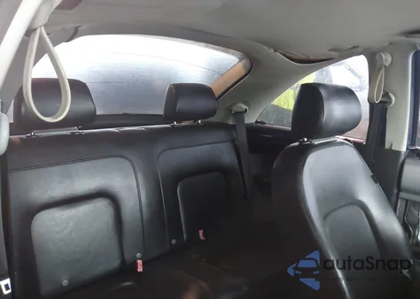 2006 Volkswagen New Beetle 2.5 z USA, uszkodzony, nr VIN 3VWRW31C86M405655